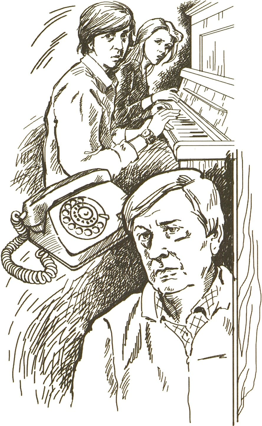 Карен Шахназаров. Курьер Карен Шахназаров. Курьер