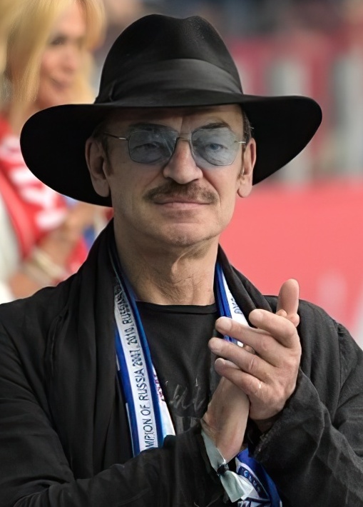 Михаил Боярский