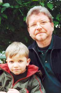 Олег Кургузов с ребятёнком