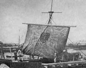 НА БАЛЬСОВОМ ПЛОТУ И ПАПИРУСНОЙ ЛОДКЕ